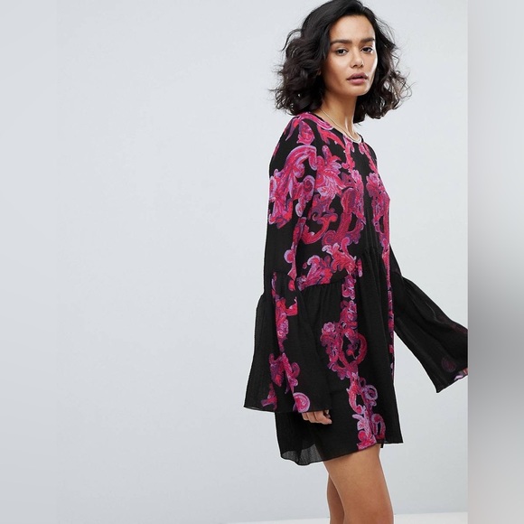 Free People Intimately - Bell Sleeve Swing Dress/Tunic In Black - Picture 4 of 9